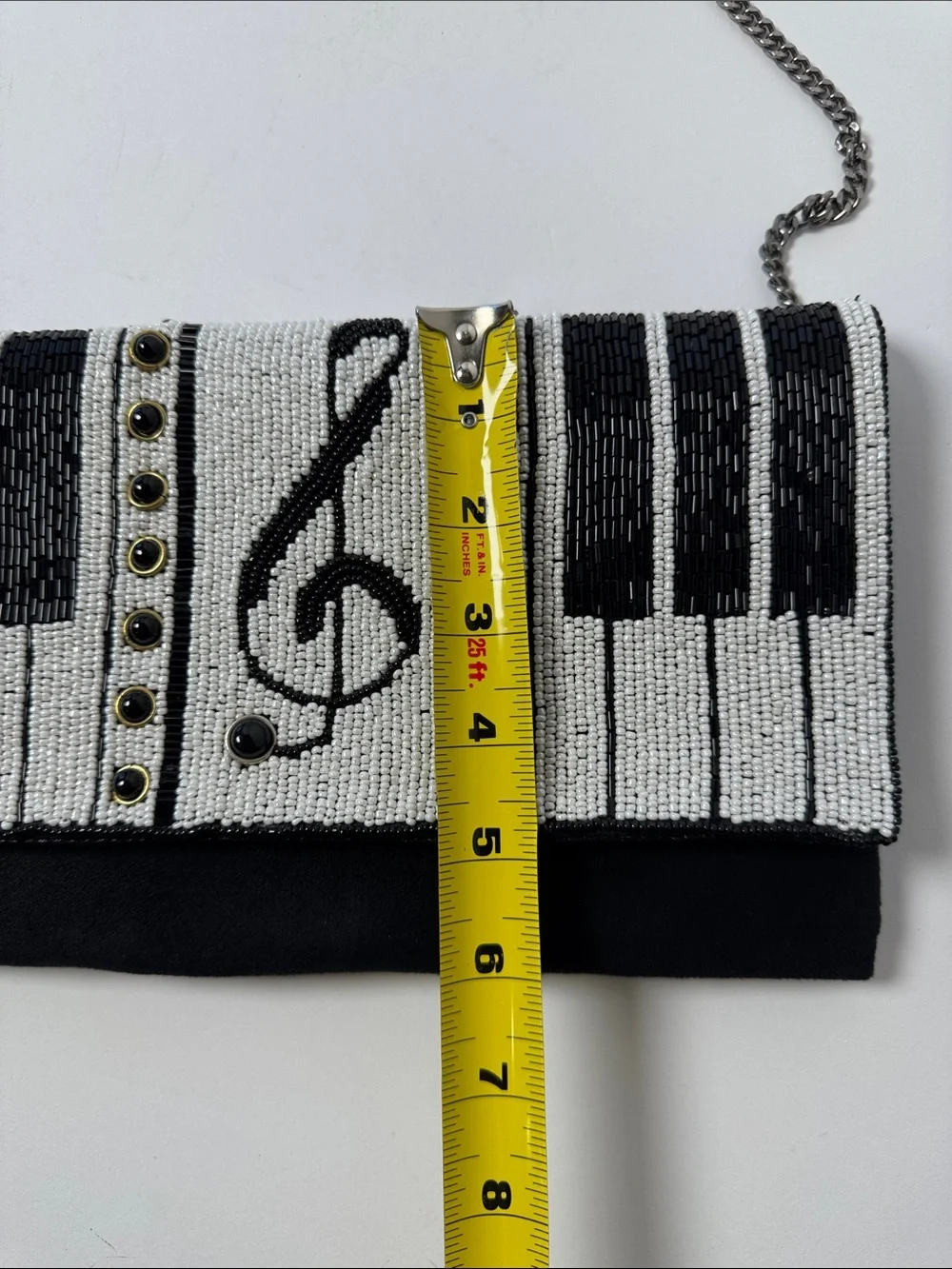 MARY FRANCES Keyed Up Beaded Piano Keyboard Clutch Crossbody Treble Clef Detail